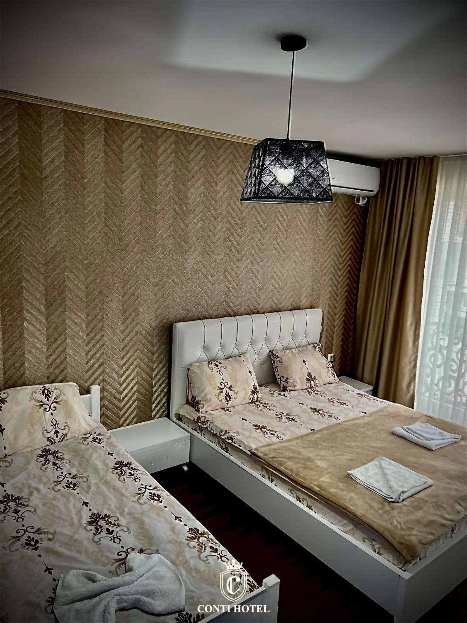 Conti Hotel & Restaurant Gjakova Екстериор снимка