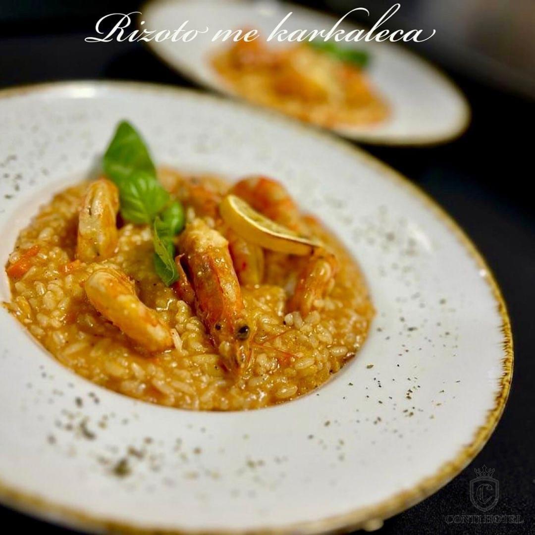 Conti Hotel & Restaurant Gjakova Екстериор снимка
